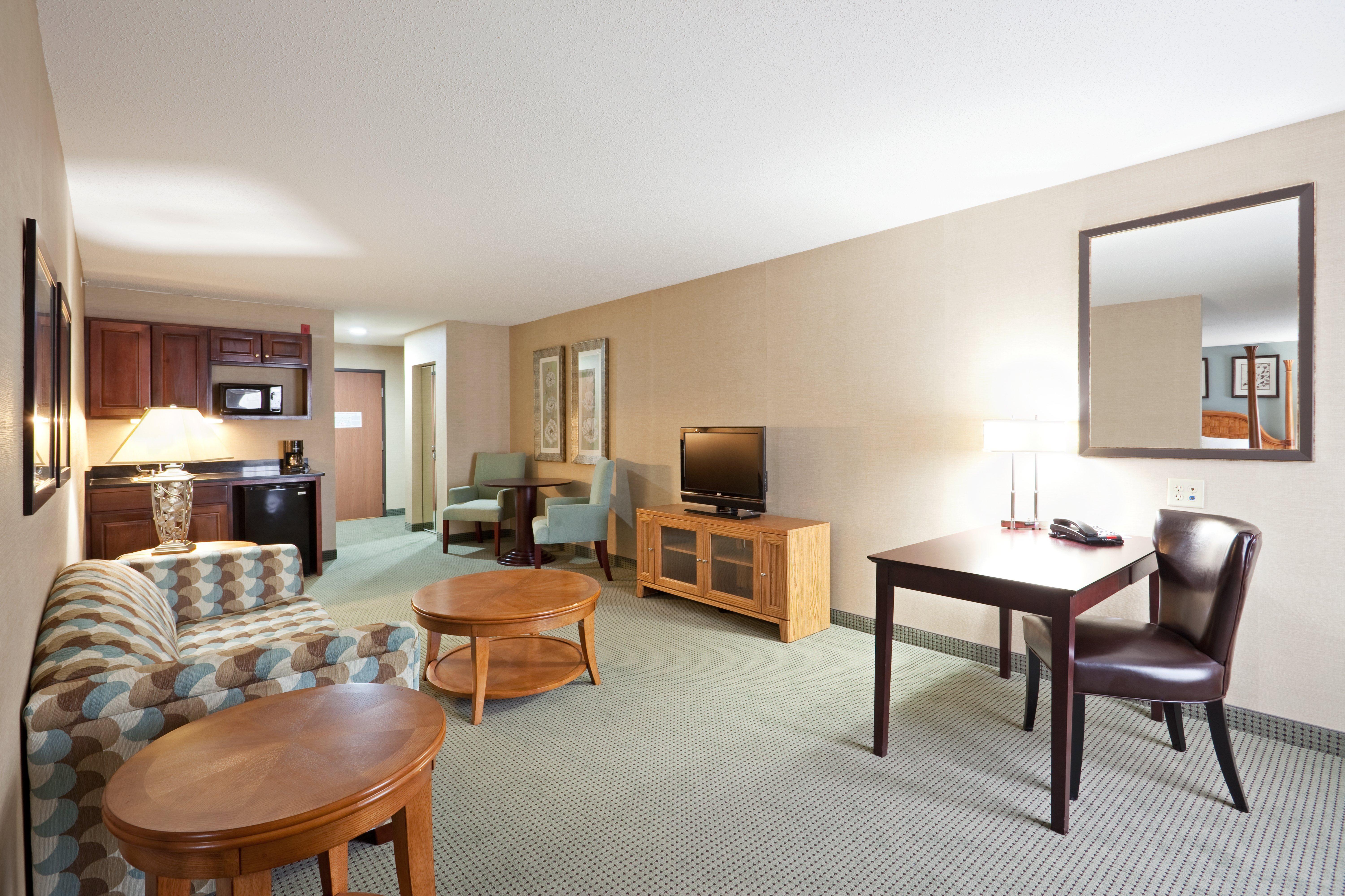 Holiday Inn Express And Suites Meriden By Ihg Eksteriør bilde