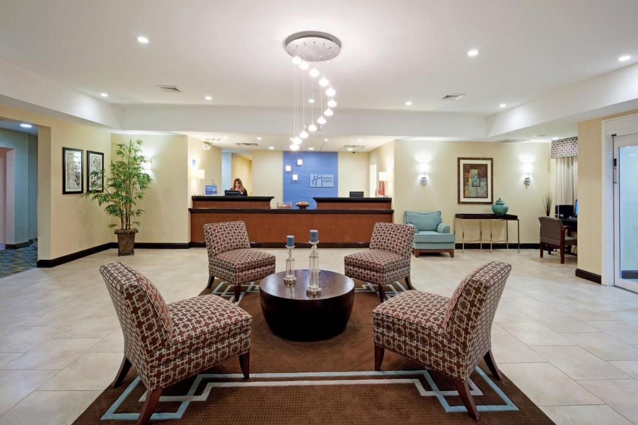Holiday Inn Express And Suites Meriden By Ihg Eksteriør bilde