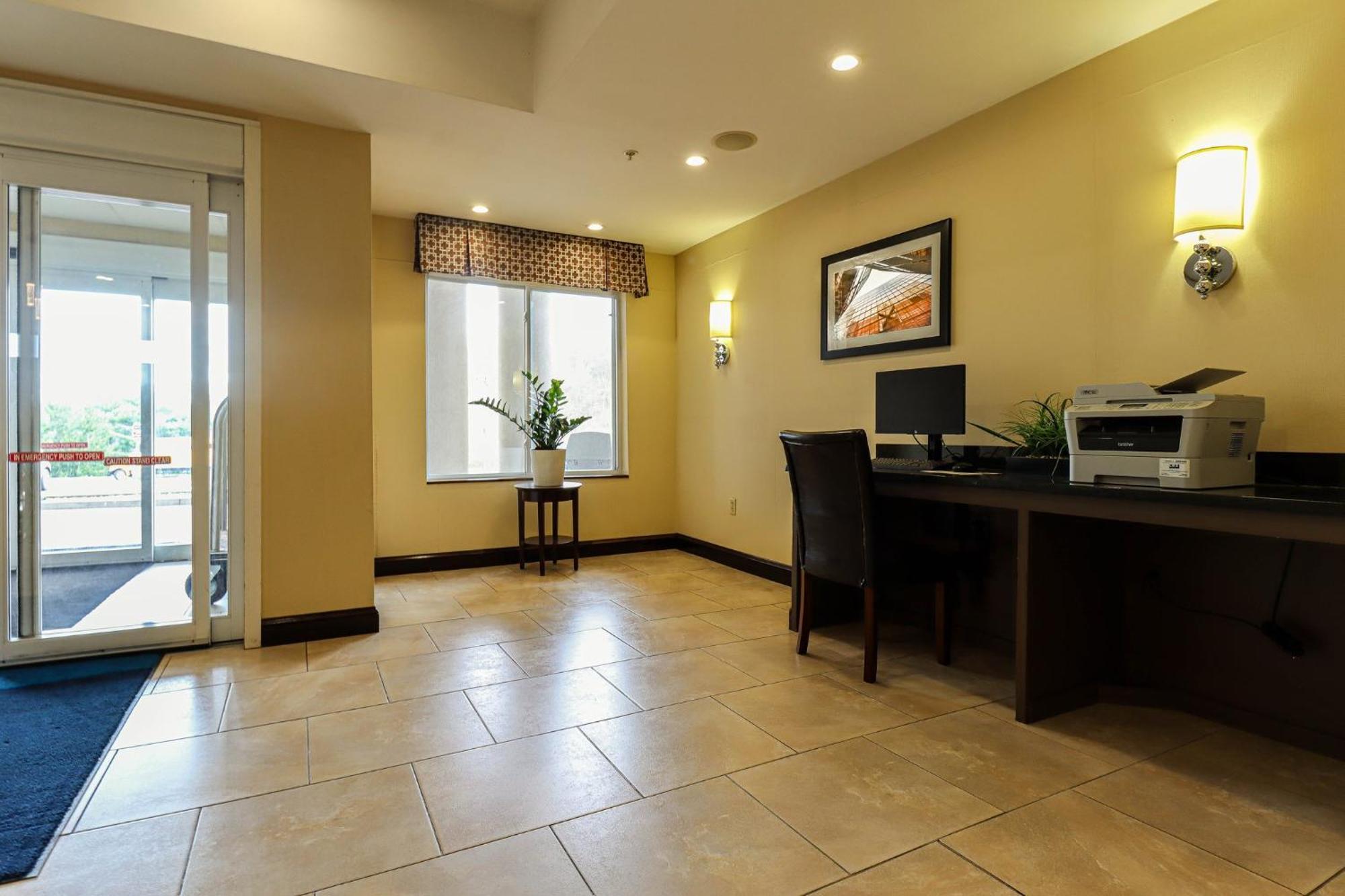 Holiday Inn Express And Suites Meriden By Ihg Eksteriør bilde