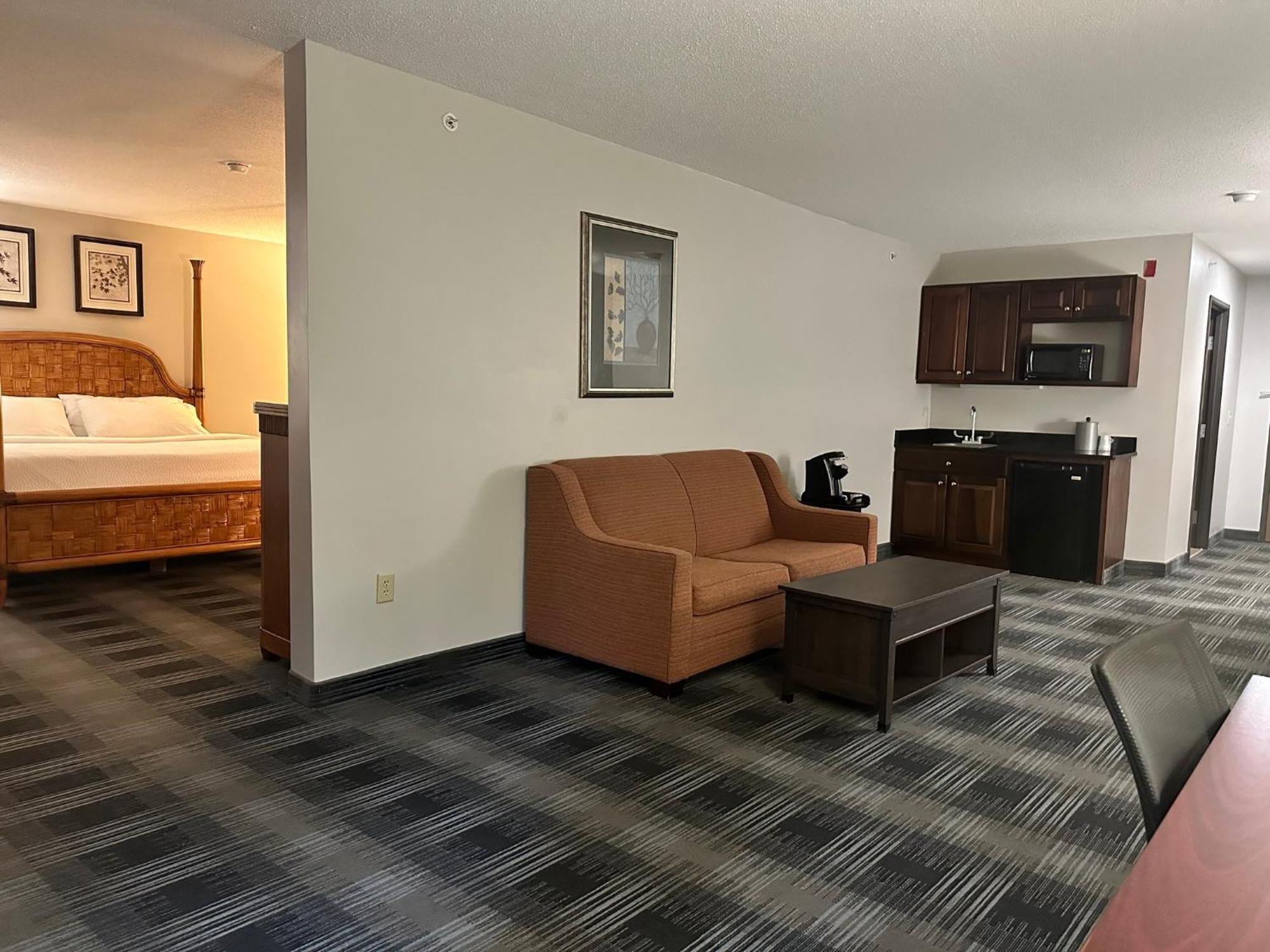 Holiday Inn Express And Suites Meriden By Ihg Eksteriør bilde